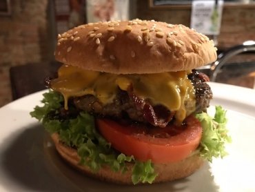 Bock auf Burger? Der Hannes, der kann es.