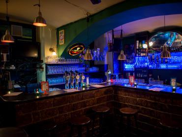 Polkadot - Music Bar for Students, Travellers and Awesome People